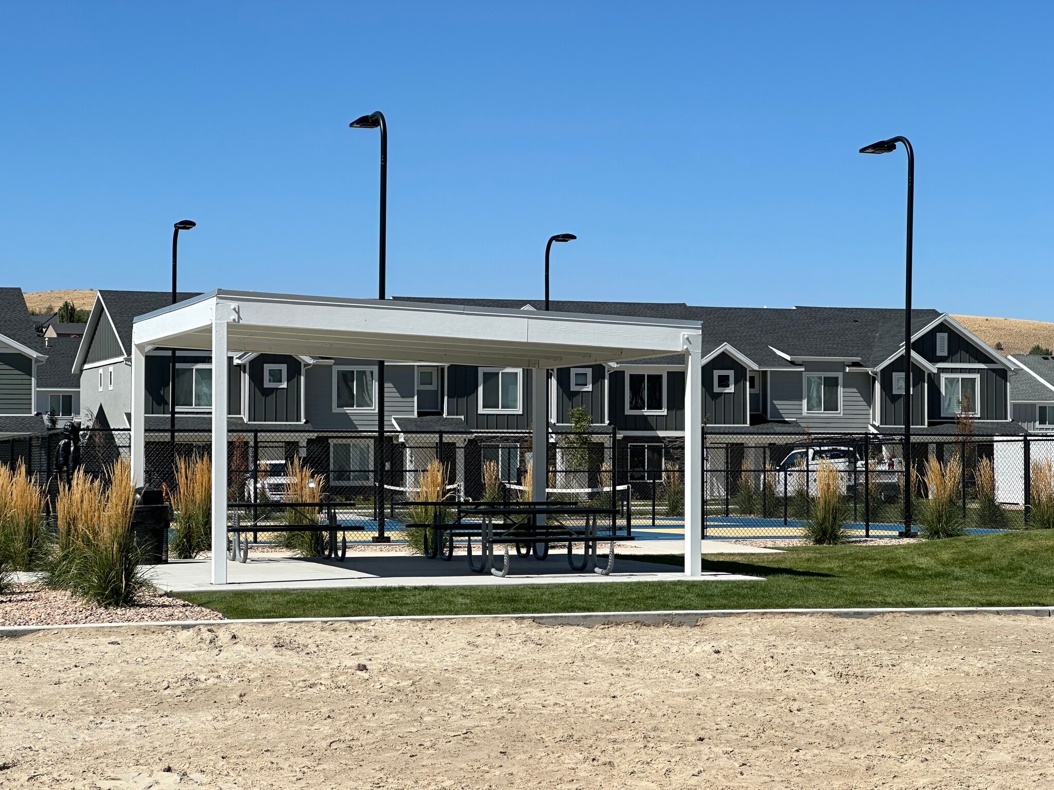 Pergola - 1157 W Hidden Spring Dr