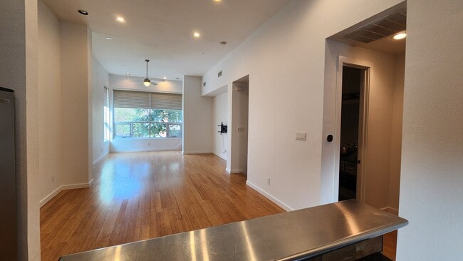 Building Photo - 744 Cannen John Ln