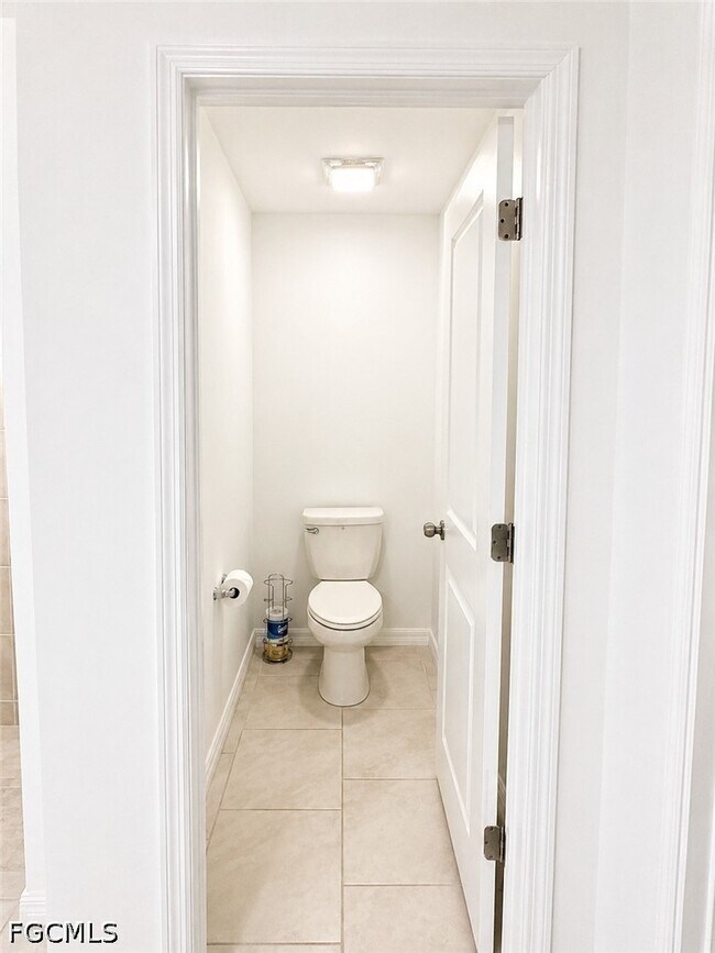 Building Photo - 4117 San Clemente Ct