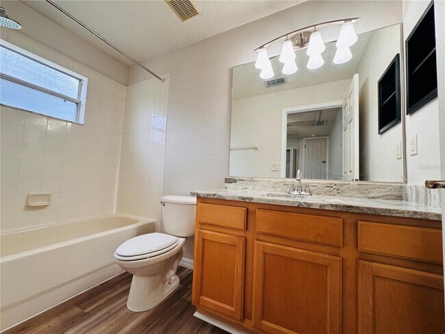 Building Photo - 14408 Clarkson Dr