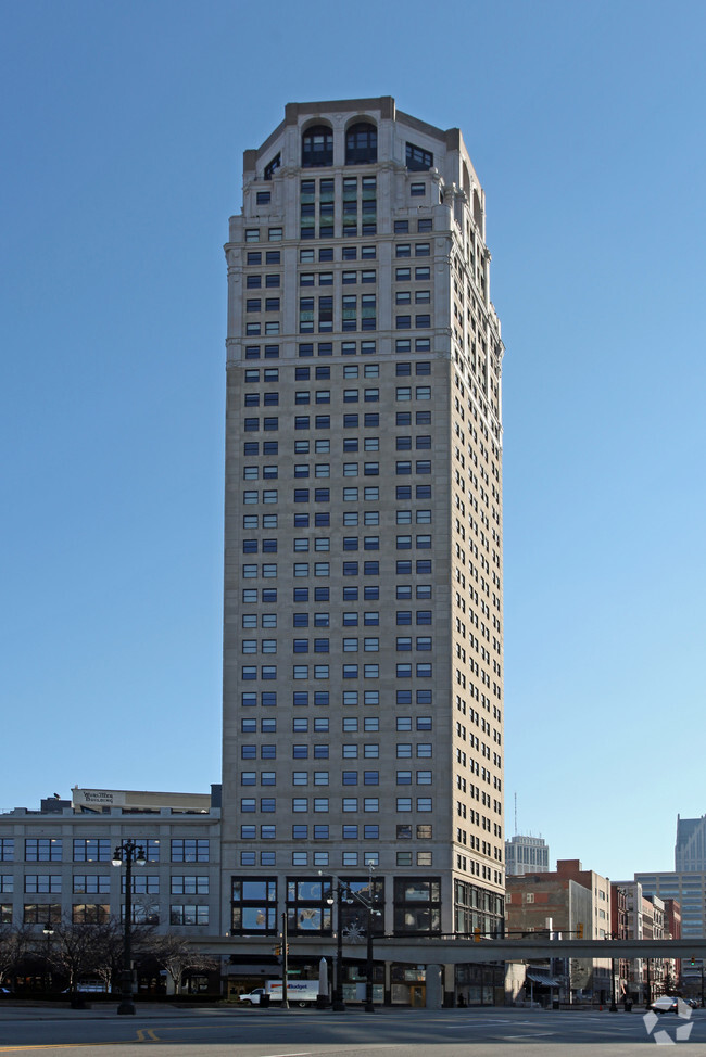 Building Photo - Broderick Tower