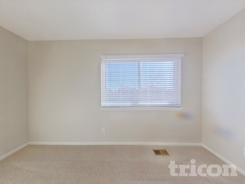 Building Photo - 3873 Orleans Ct