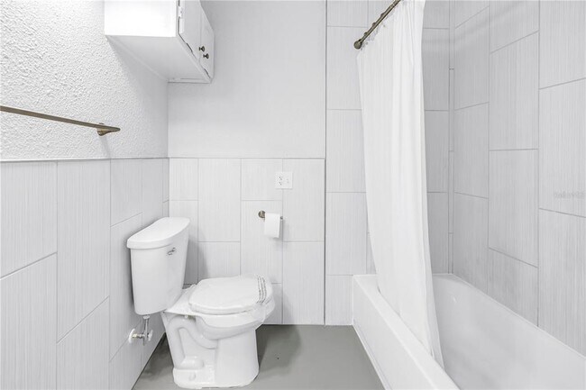 Building Photo - 1416 38th Ave N