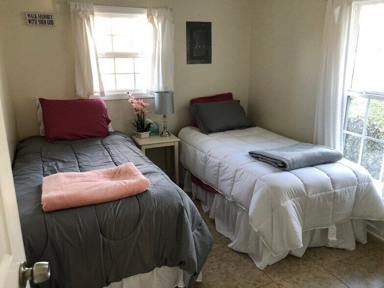 Second bedroom - 342 Thurston School Rd