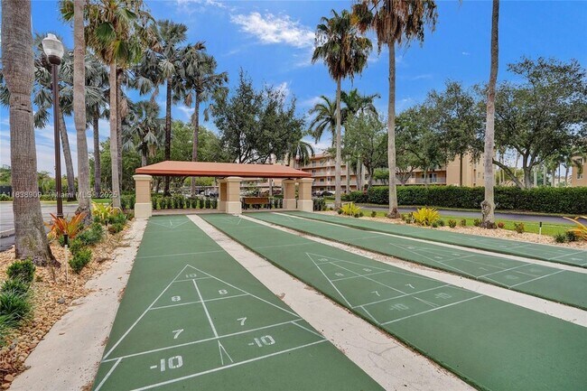 Building Photo - 12547 Imperial Isle Dr