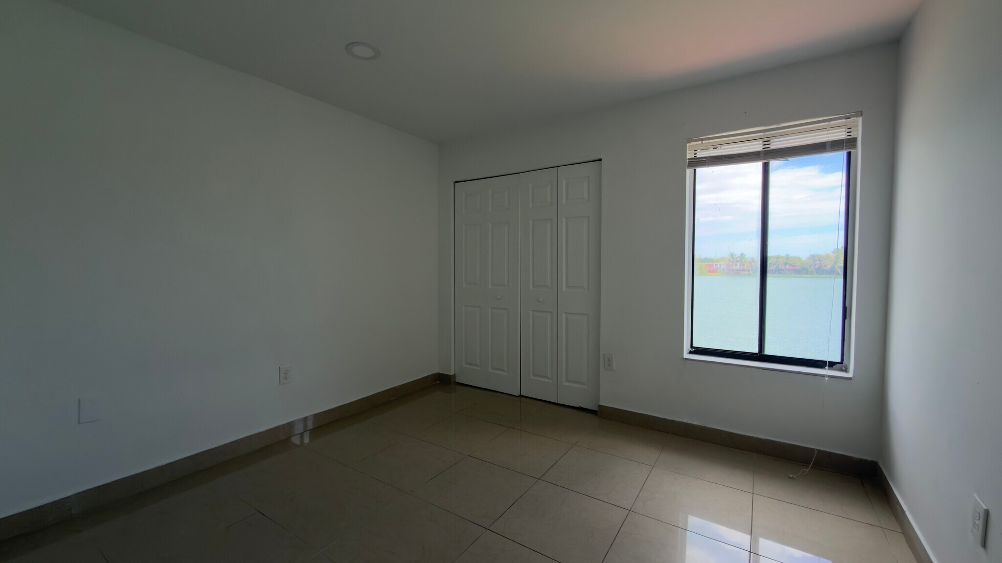 Building Photo - 341 NW 109th Ave