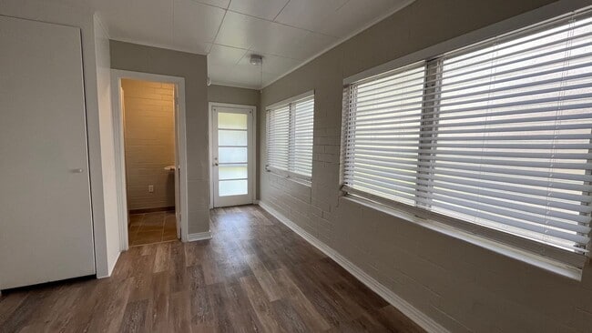 Building Photo - Three Bedroom Home in Winter Park
