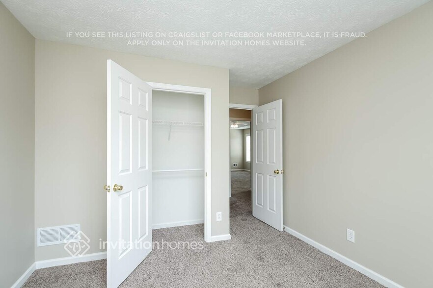 Building Photo - 2485 Misty Hollow Ln
