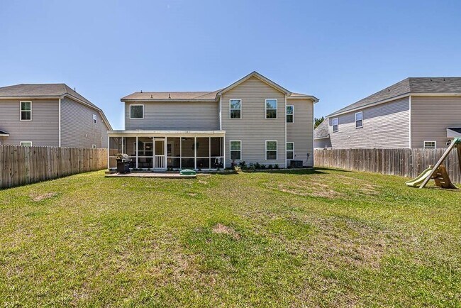 Building Photo - 174 Coral Dr