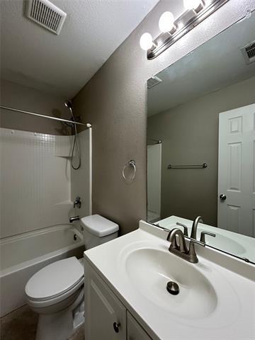 Building Photo - 2153 Benning Way