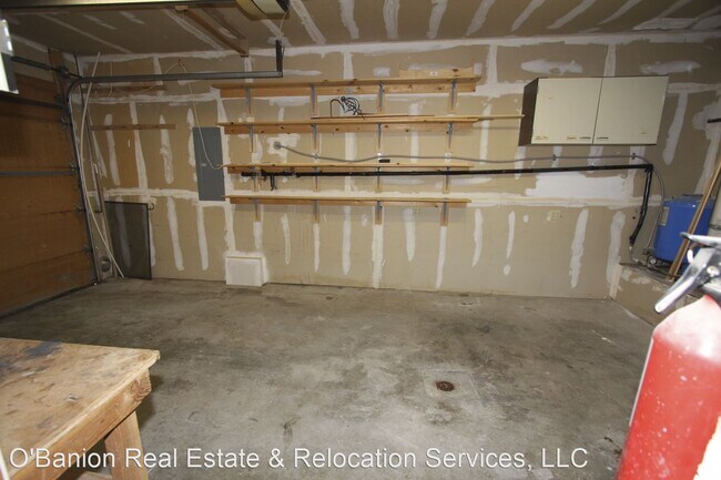 Building Photo - 3 br, 2 bath House - 24023 Alpenglow Drive