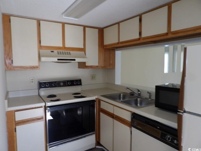 Building Photo - 1100 Possum Trot Rd