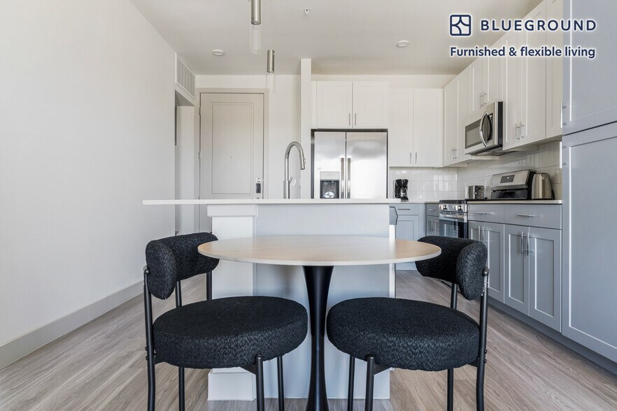 Building Photo - 11600 Spirit Dr