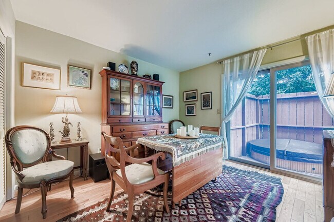 Building Photo - 3200 Arnett St