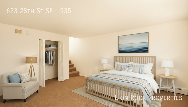 Building Photo - 623 28th St SE