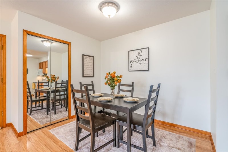 Building Photo - 45969 Tallgrass Ct