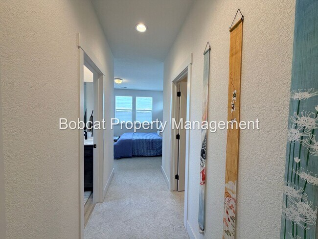 Building Photo - 1128 Grove St