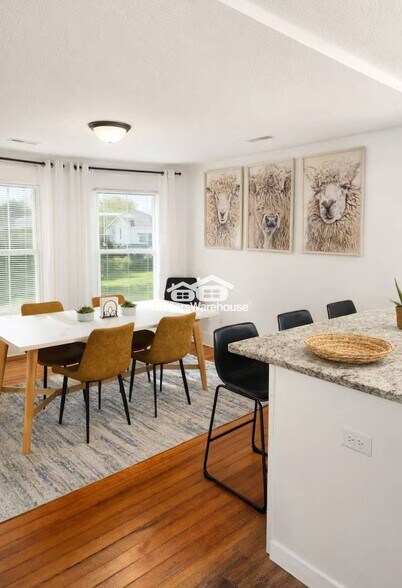 Building Photo - 544 36th St