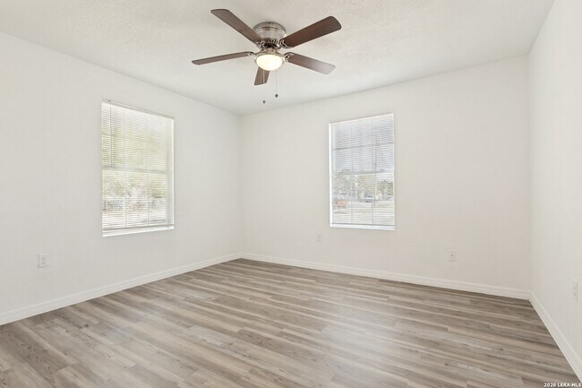 Building Photo - 1510 NW 19th St