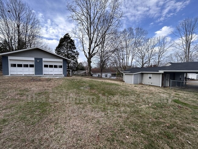 Building Photo - 1502 Richardson St