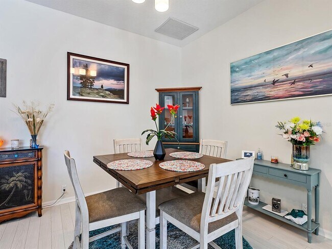 Building Photo - 2319 Falcon Trace Ln