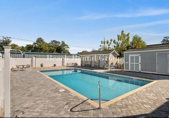 Building Photo - 3 Bedroom Townhome in Little River