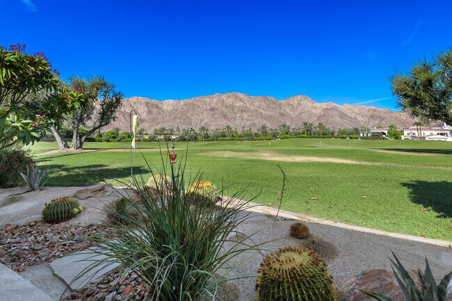 Building Photo - 49845 Lago Dr
