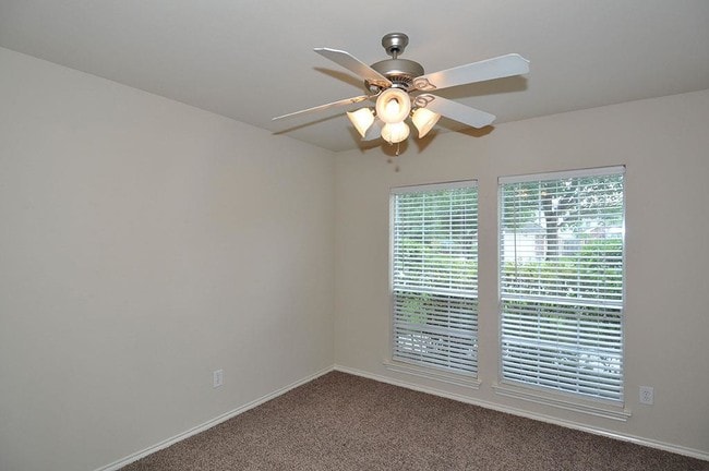 Building Photo - 22852 Lantern Hills Dr