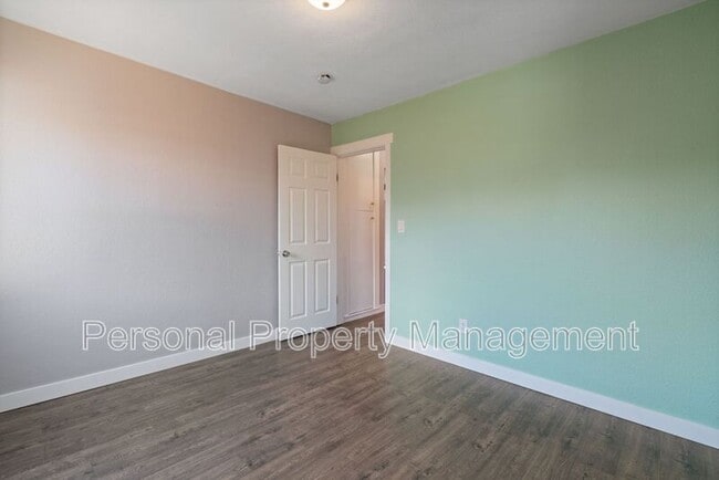 Building Photo - 2311 Neals Ln