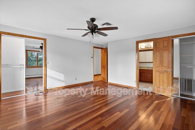 Building Photo - 352 Rahway Rd