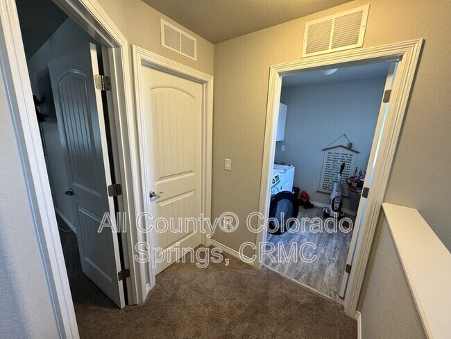 Building Photo - 10451 Wrangell Cir
