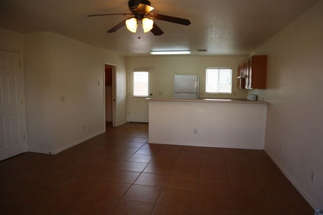 Building Photo - Great Home Great Price!