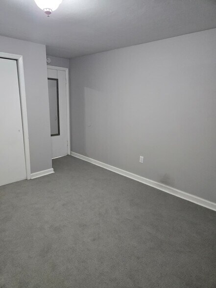Building Photo - 1219 Ruddell Rd