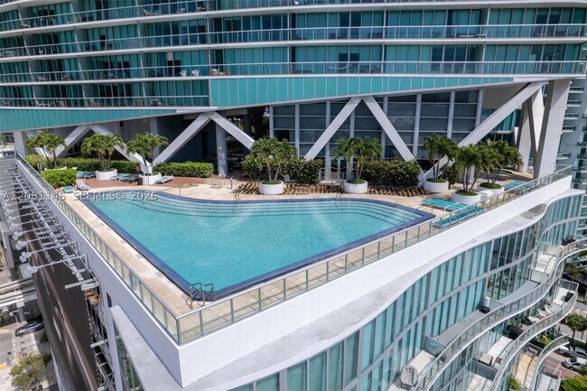 Building Photo - 888 Biscayne Blvd