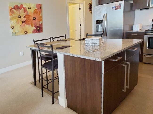 Building Photo - 1813 E Jarvis St