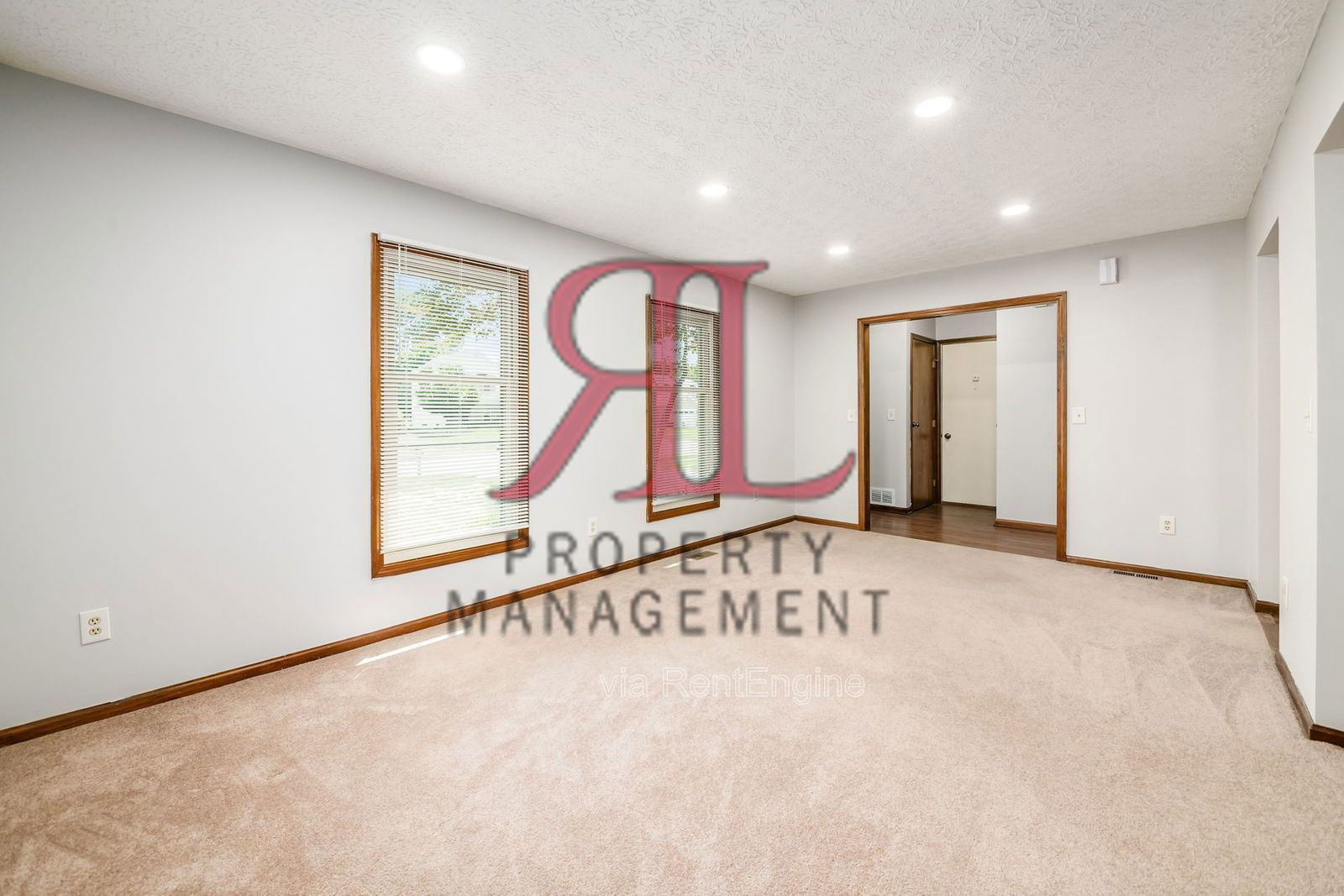 Building Photo - 356 Northview Dr