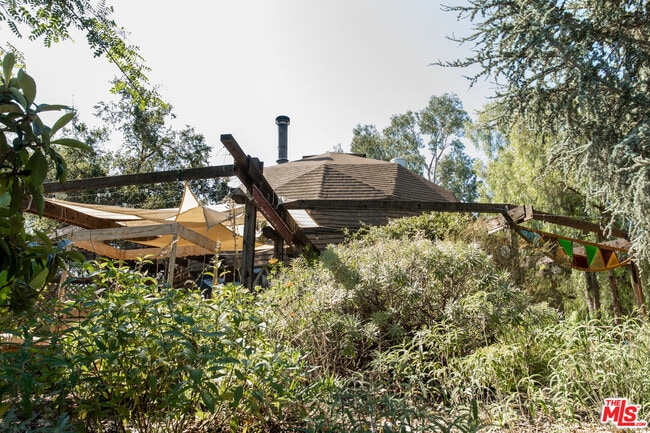 Building Photo - 20269 Croydon Ln