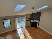 Building Photo - 117 Wagonwheel Ct