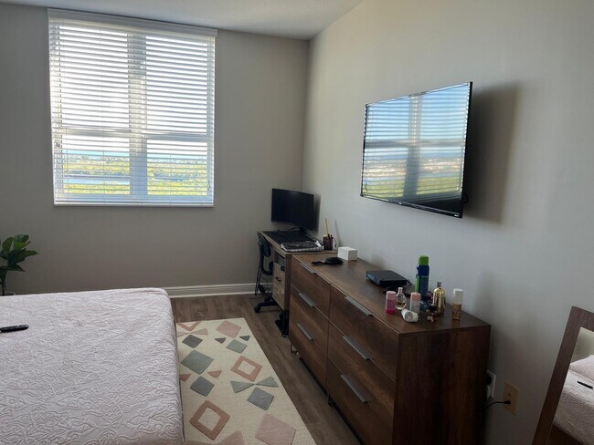 Building Photo - 350 N Federal Hwy