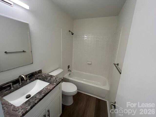 Building Photo - 10216 Camelback Cir