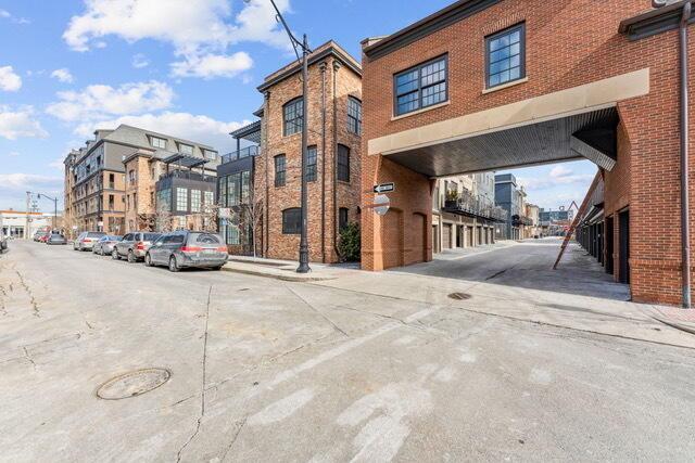 Building Photo - 84 Normandy Ave