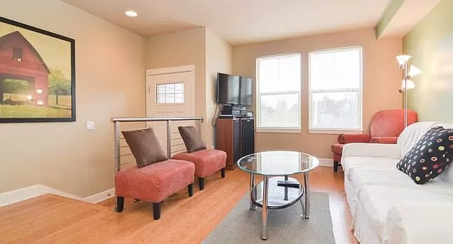 Building Photo - 2653 SW Sylvan Heights Dr