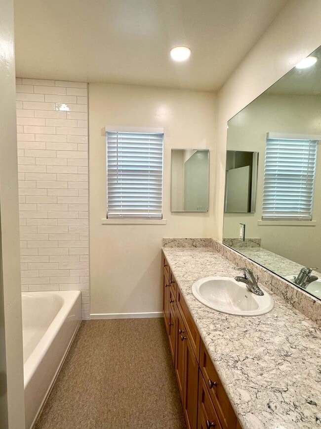 Building Photo - Beautifully Remodeled Unit on the East Side of Santa Barbara