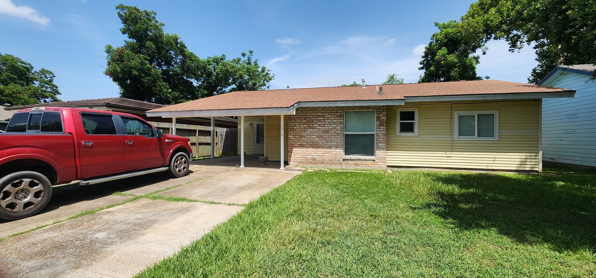 Building Photo - 1312 Bennett Dr
