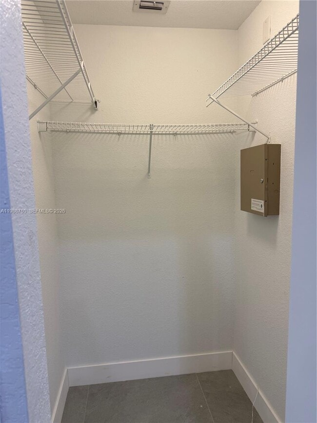 Building Photo - 7612 NW 38th Ct