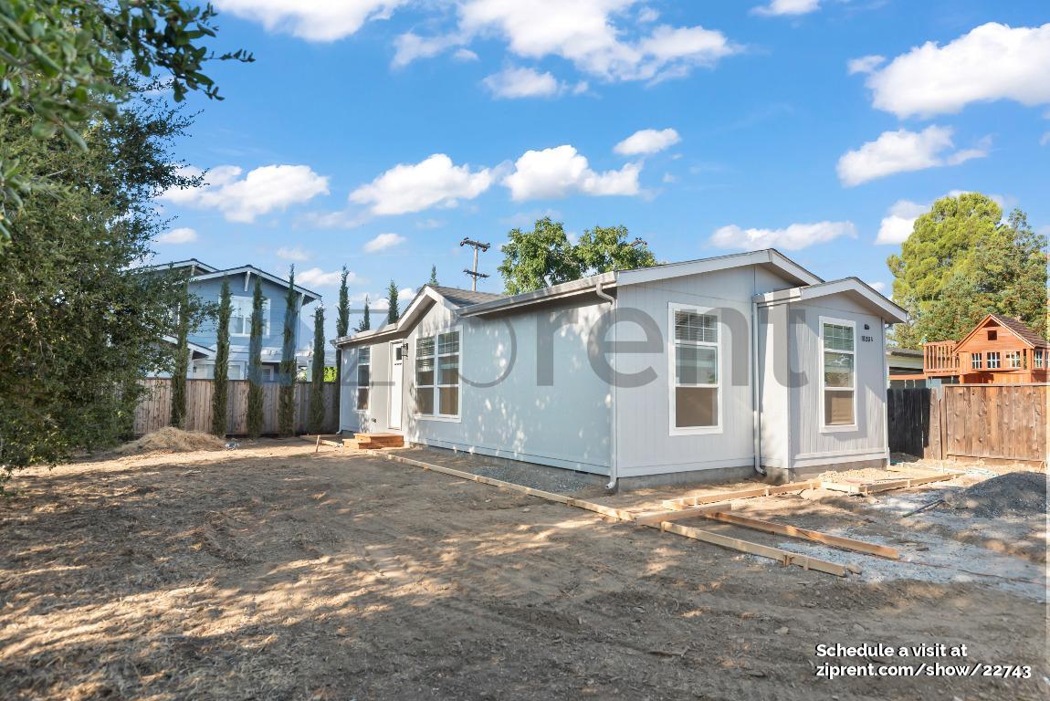 Building Photo - 1133 Lovell Ave