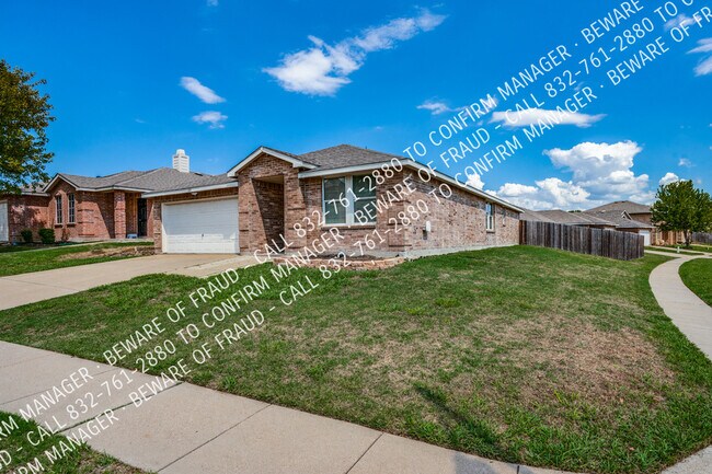 Building Photo - 616 Almandora-