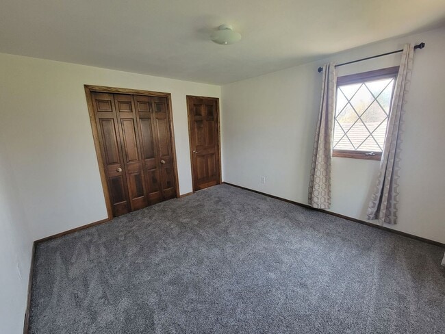 Building Photo - 11 S Sunny Slope Ct