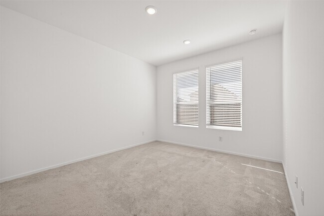 Building Photo - 6419 Orchid Bch Dr