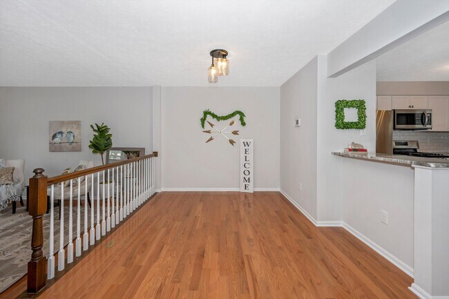 Building Photo - 509 Sugarbush Cir